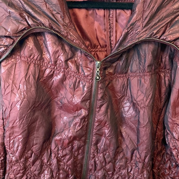Samuel Dong Maroon Wine Red Shiny Puffy Braided Wide Sleeve Jacket Size … - Picture 4 of 6